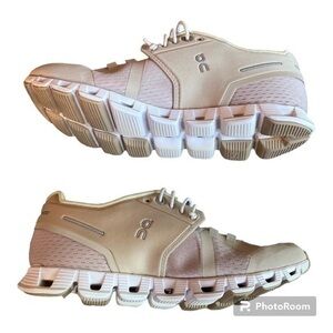 A8 On Cloud 2.0 Women's Shoes Sand/Pearl